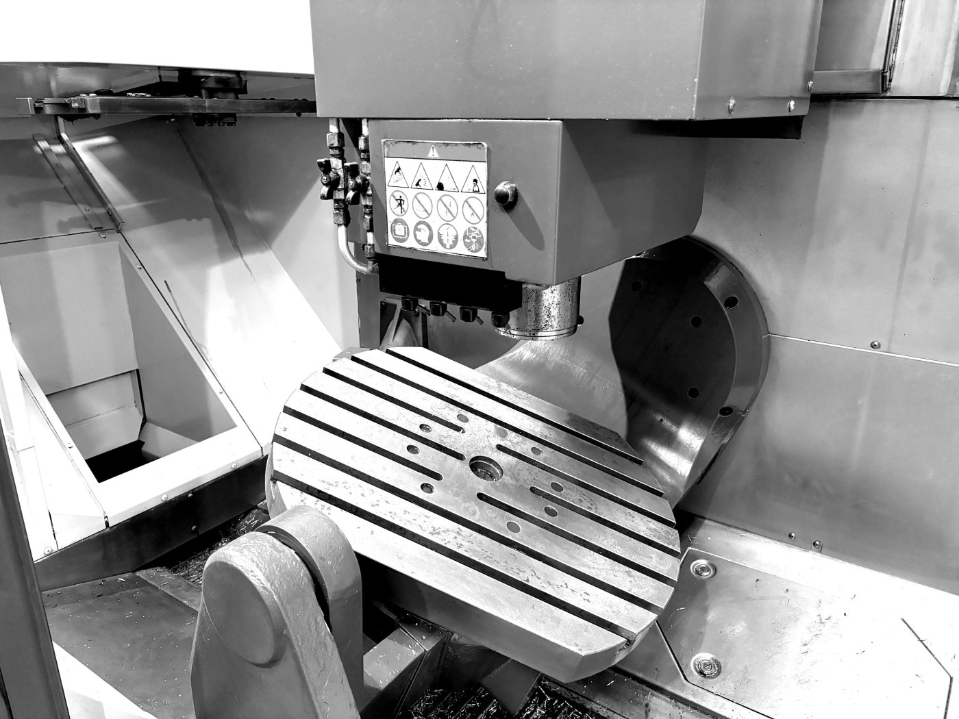 5 Axis Machining Centres thumbnail